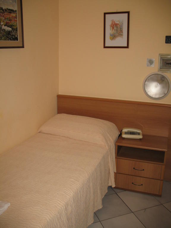 מונטה קטיני טרמה Albergo Paradiso חדר תמונה